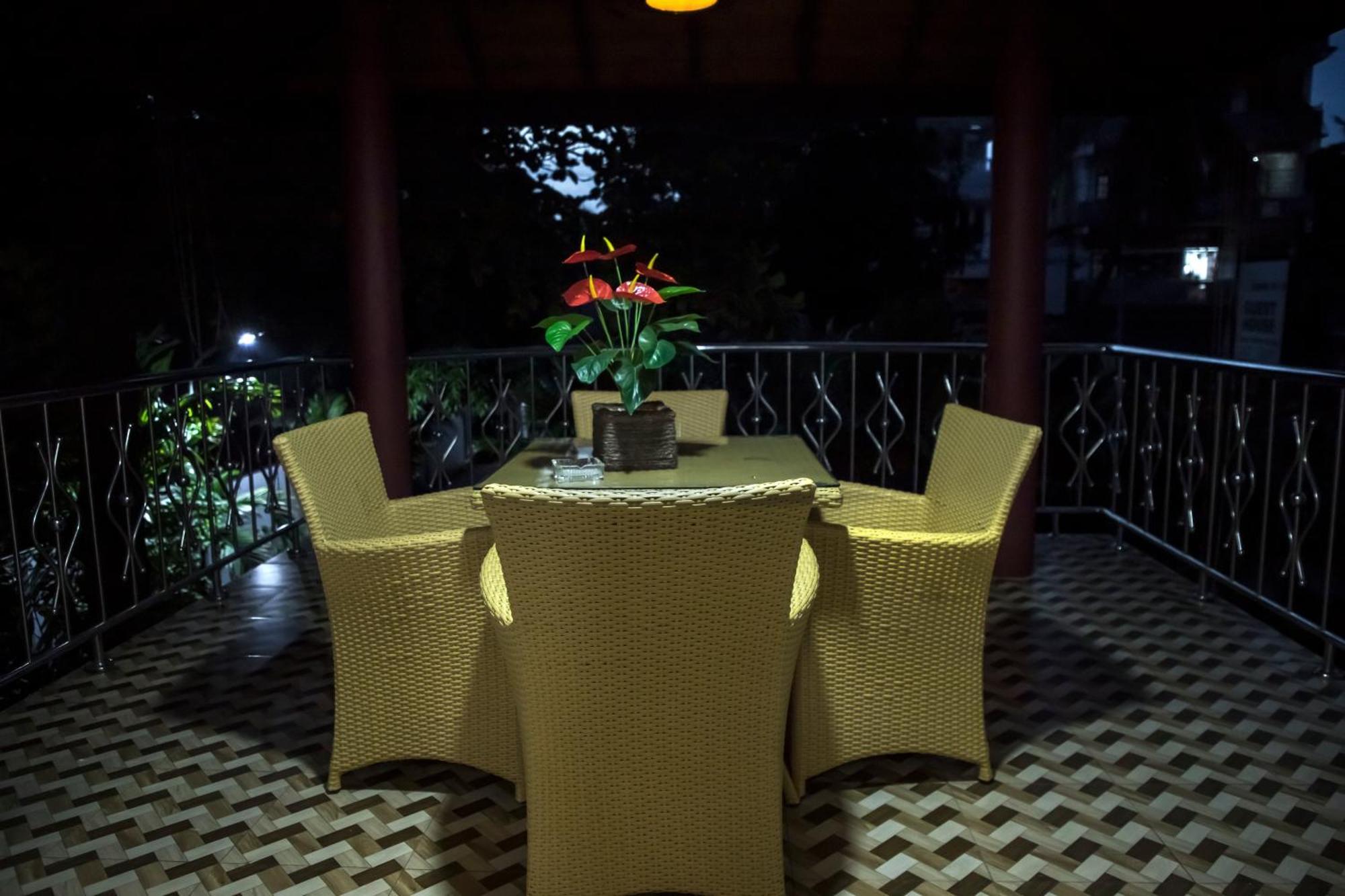 Golden Star Guest House 贾夫纳 外观 照片