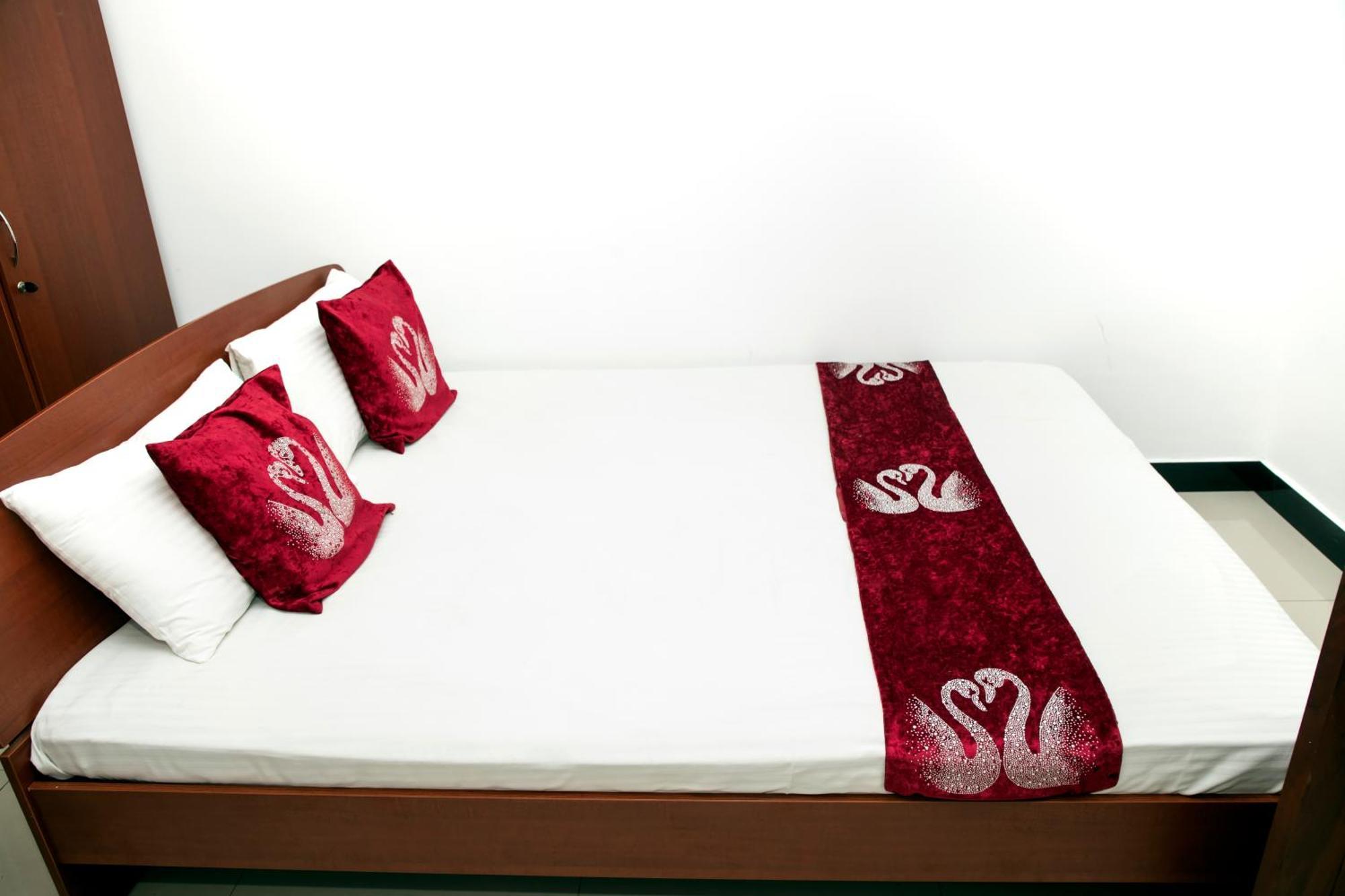 Golden Star Guest House 贾夫纳 外观 照片